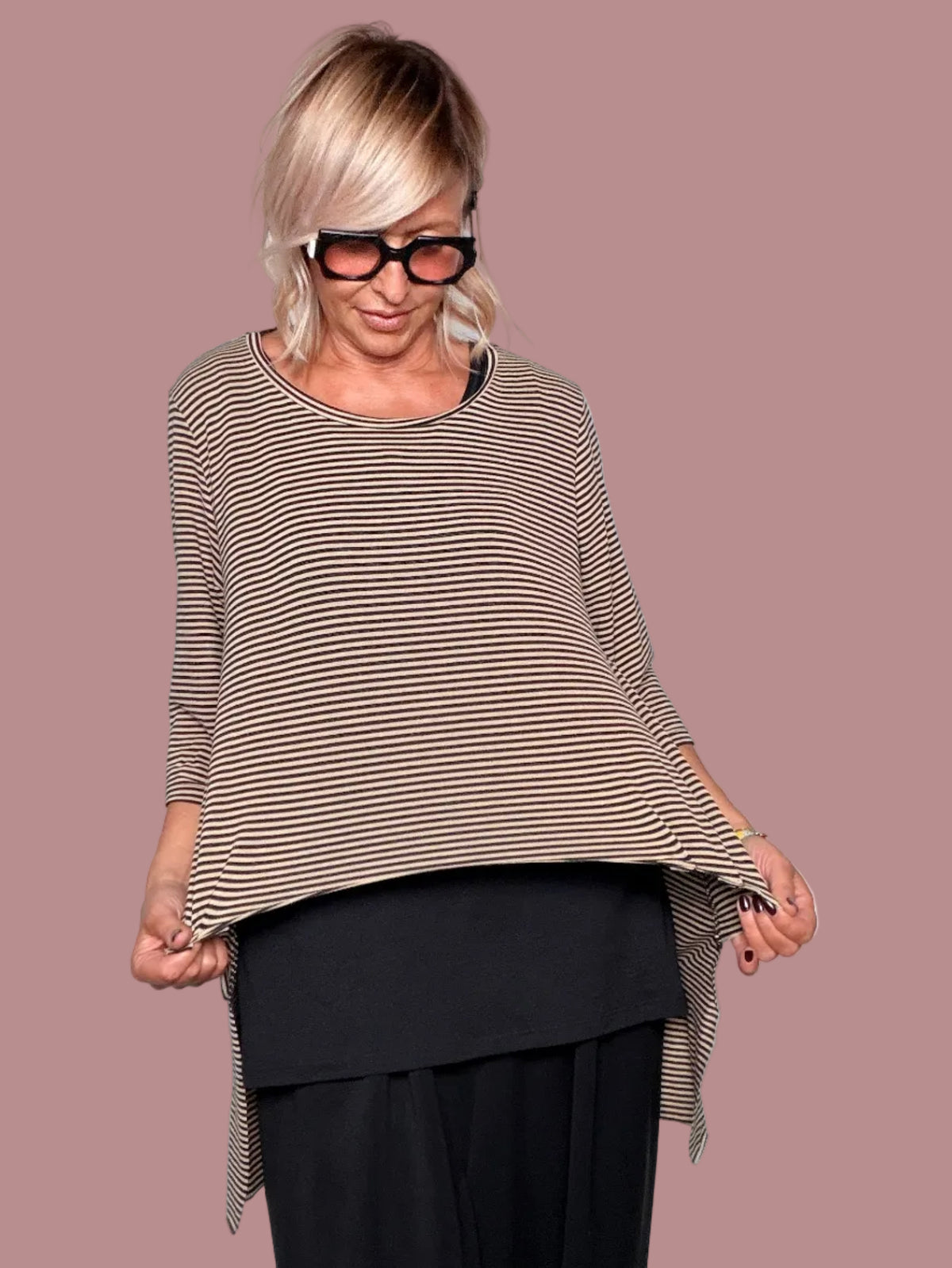 Maglia a Righe Oversize + Canotta Nera Inclusa