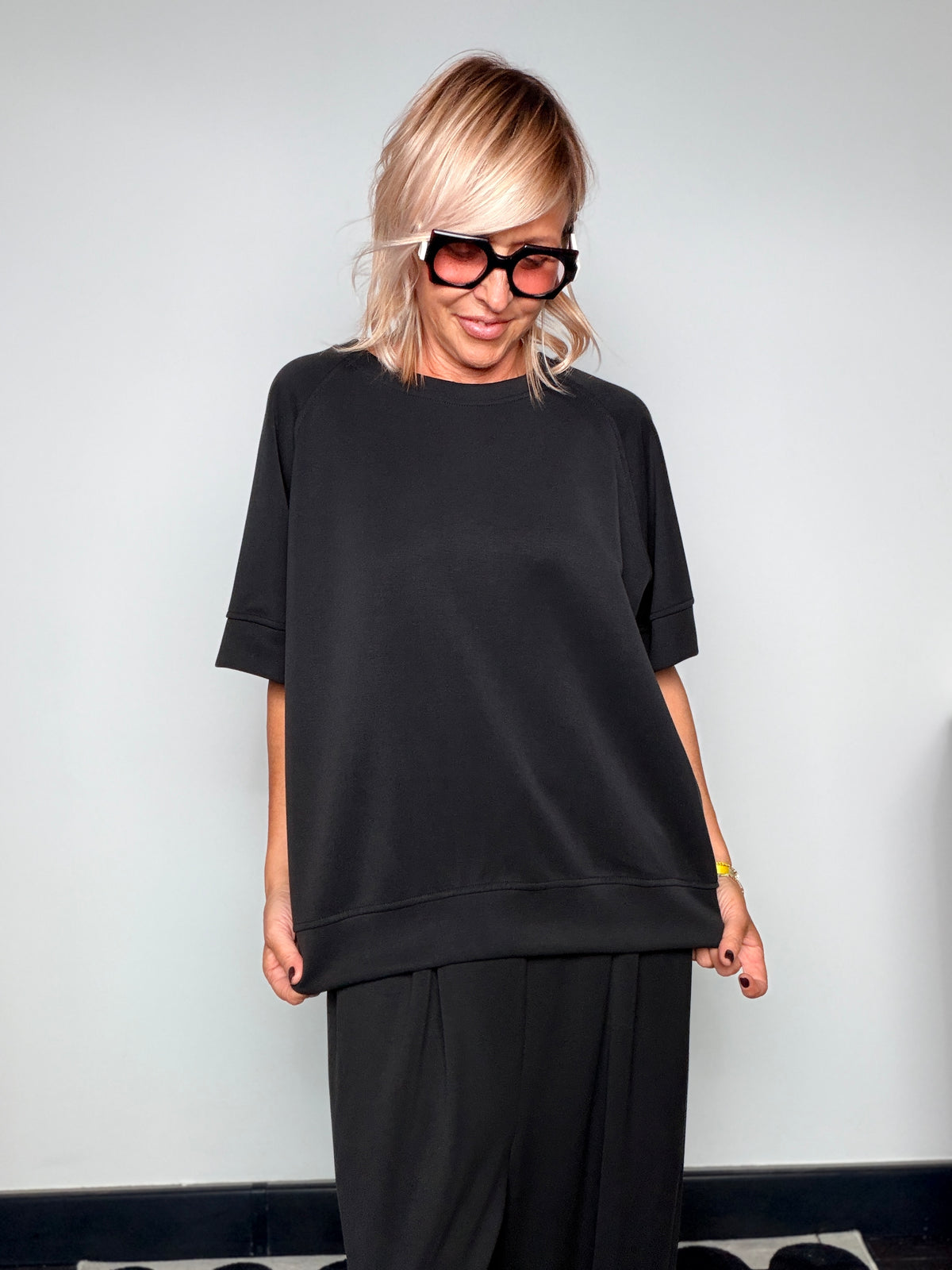 T-shirt Oversize Manica Corta in Modal – Nero / Marrone / Vino / Navy
