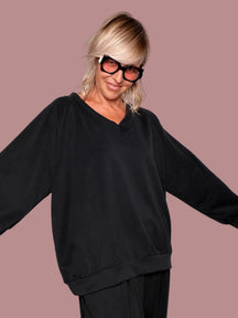 Felpa Oversize Scollo V in Modal – Nero / Vino / Navy / Moro