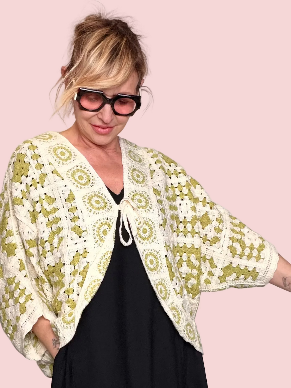 Cardigan Crochet Granny Square — Verde Salvia / Panna