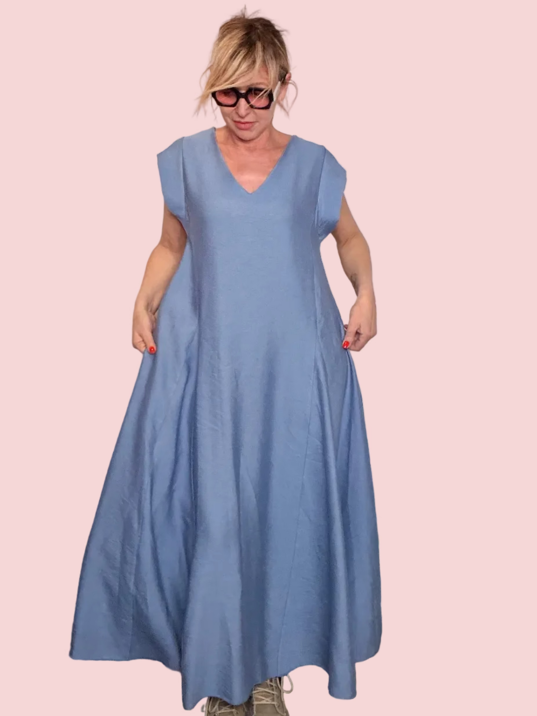 Abito Maxi Svasato in misto viscosa — Scollo a V (Copia)