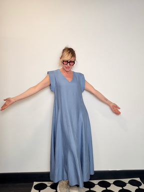 Abito Maxi Svasato in misto viscosa — Scollo a V (Copia)