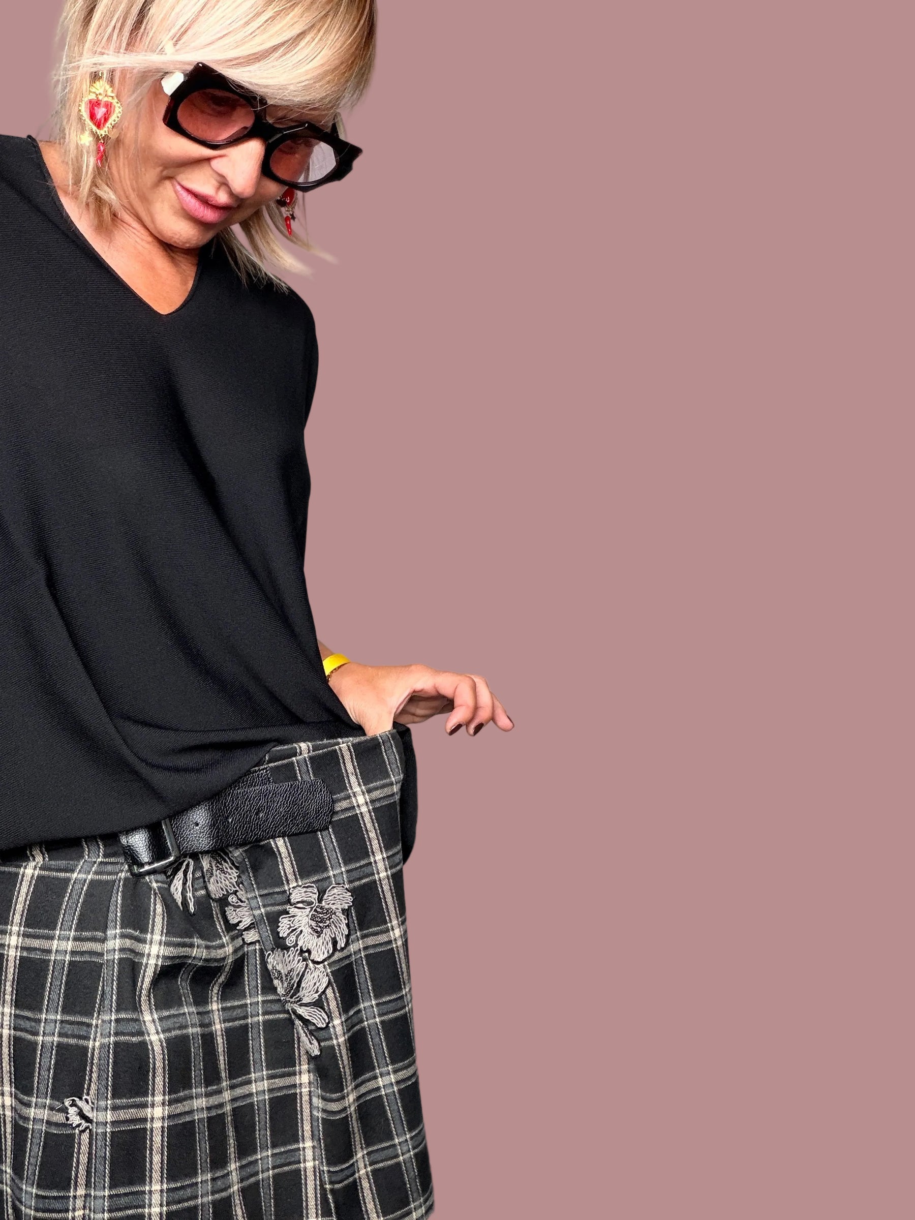 Gonna Pareo Maxi Tartan con Ricami Floreali Argento – Cintura Ecopelle Grigia