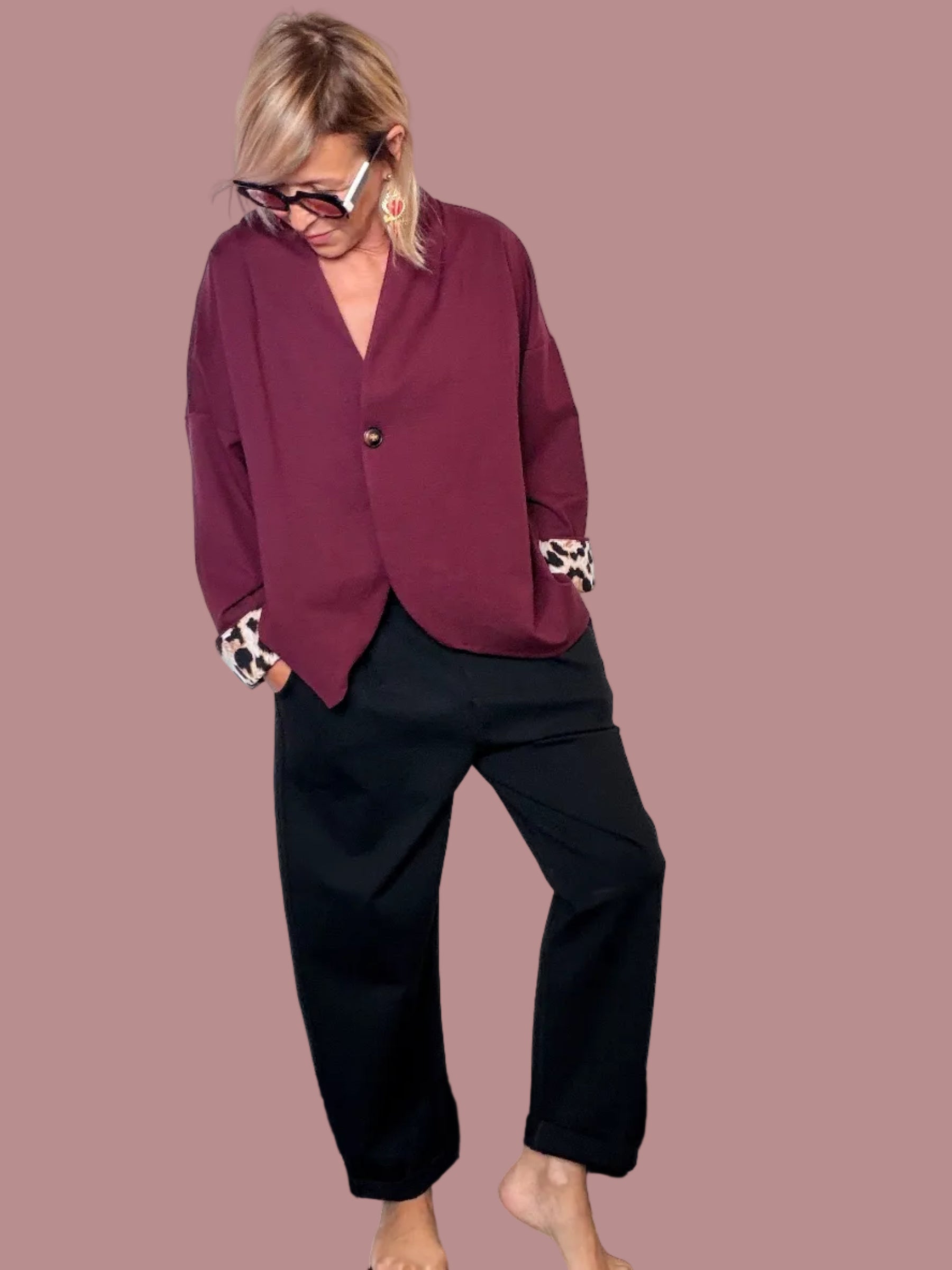 Pantalone Punto Milano Nero – Carrot Fit con Pince | FEMALE
