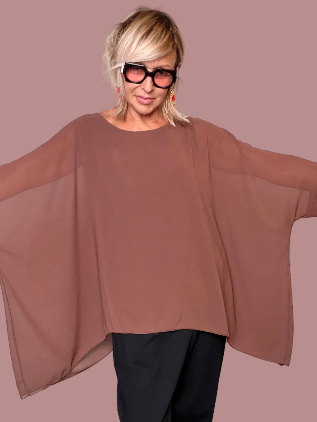 Blusa Oversize Pipistrello in Georgette – Marrone / Nero | FEMALE