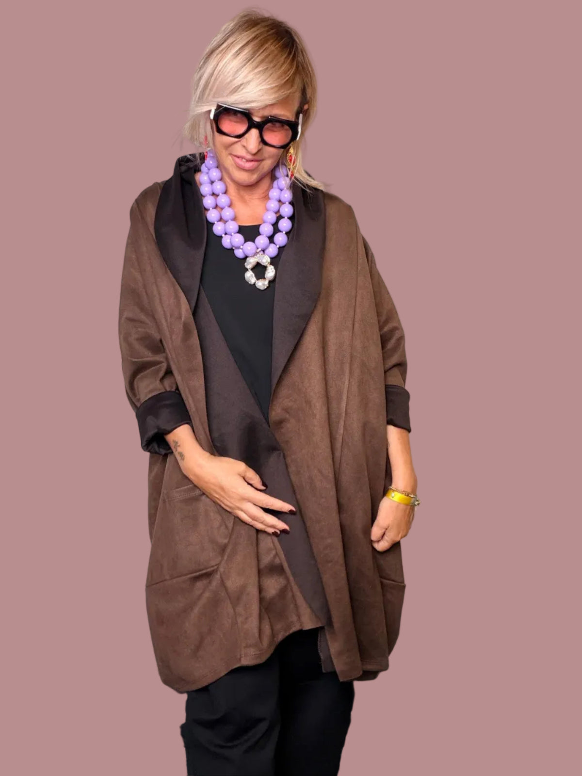 Giacca Oversize in Ecodaino con Revers in Raso – Nero / Marrone | FEMALE