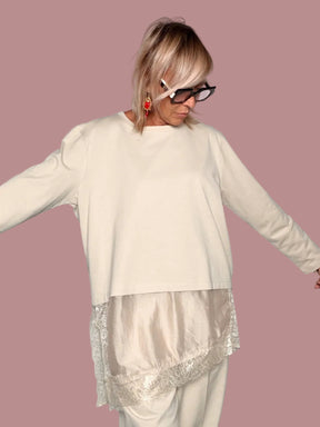 Maxi T-shirt Oversize con Inserto Raso e Pizzo – Beige | 100% Cotone