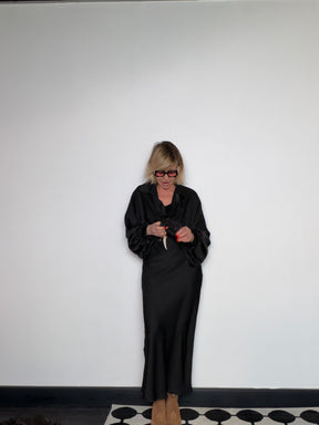 Set Slip Dress + Camicia Over a Maxi Maniche — Marrone / Nero