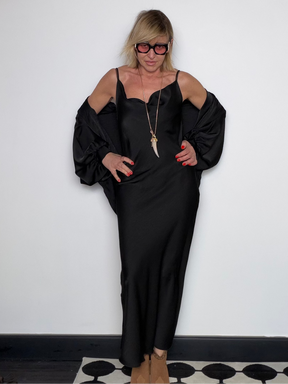 Set Slip Dress + Camicia Over a Maxi Maniche — Marrone / Nero