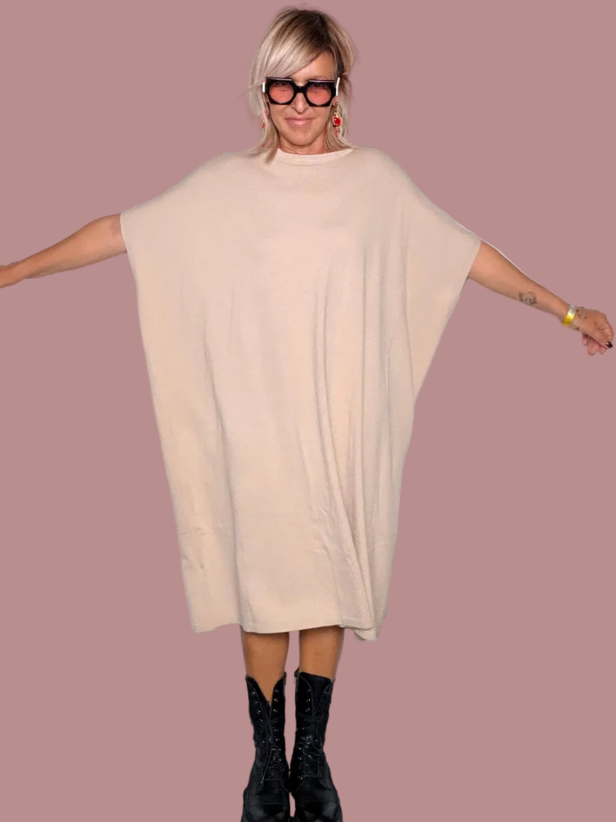 Abito Oversize Cocoon Cipria – Collo Alto Maniche Kimono | FEMALE