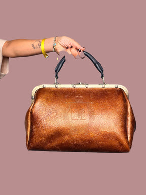 Doctor Bag pelle Cognac Bronzo Metallizzato – Chiusura a Morsa Vintage