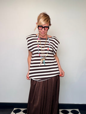 T-shirt Oversize a Righe con Scollo V sul Retro e Cintura Colorata