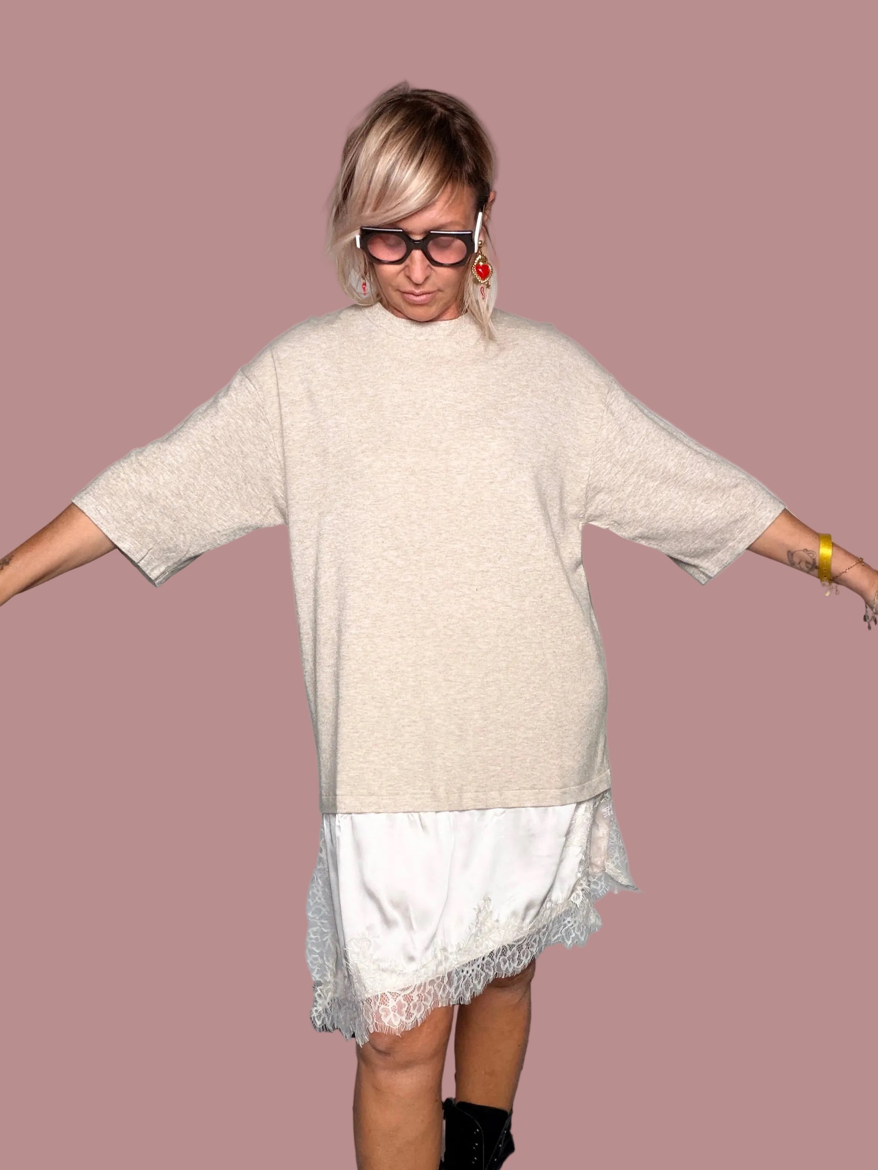 Abito Mini Maglia con Gonna Raso e Pizzo – Nero / Taupe | FEMALE
