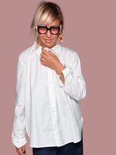 Camicia con Bottone Gioiello