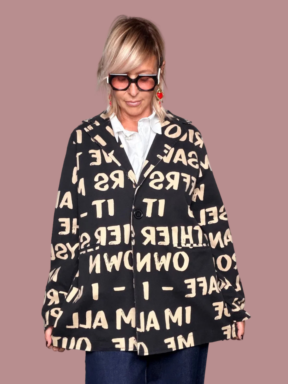 Blazer Lettering Ove