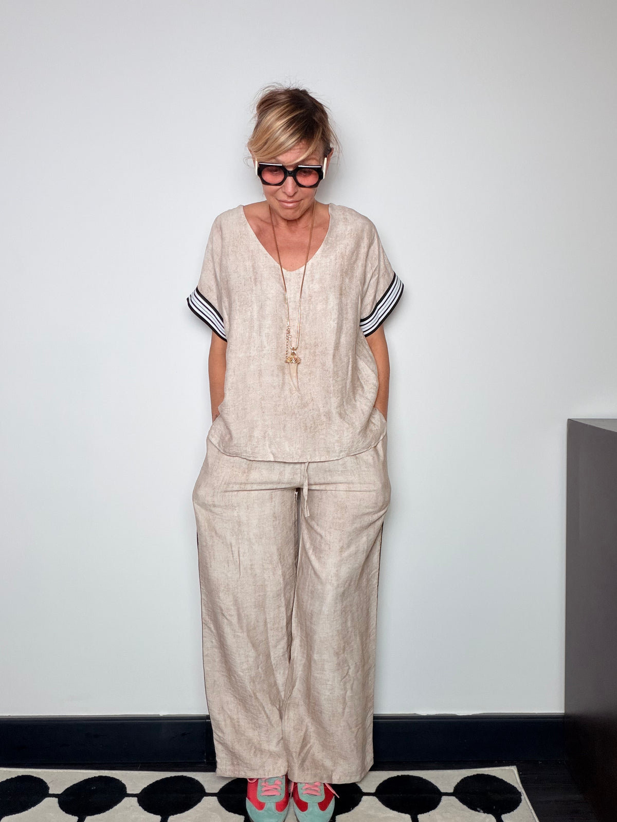Coordinato  Due Pezzi – Top & Pantalone con Bande