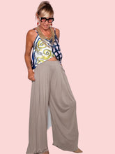Pantalone Palazzo Drappeggiato tortora - vista con drappeggio