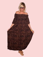 Abito Maxi Leopardato Off-Shoulder Smock