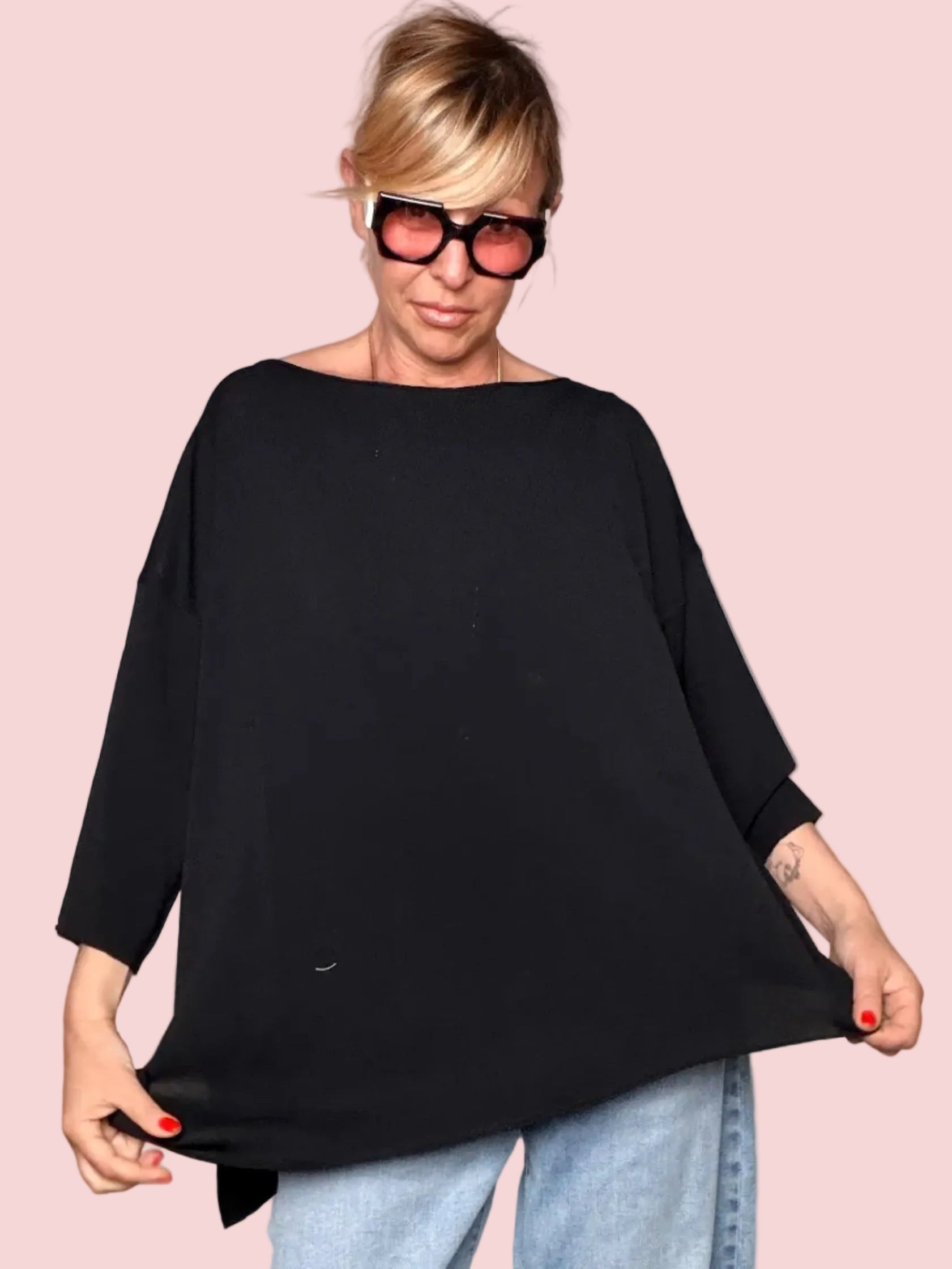 Maglia in Filo con Spacchi Laterali — Oversize Maxi, Nera