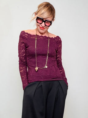 Maglia in pizzo – femminile, elegante e super raffinata