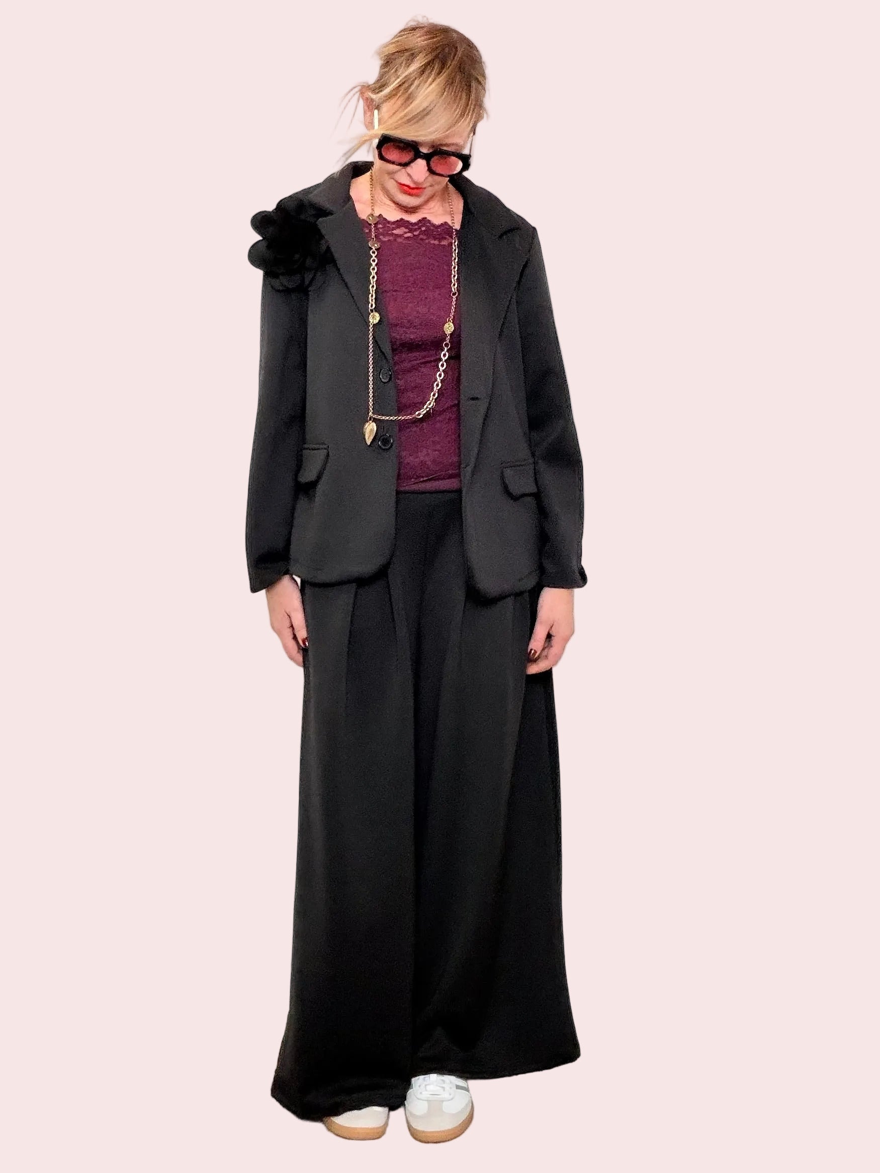 Giacca elegante con dettaglio floreale – stile raffinato e deciso