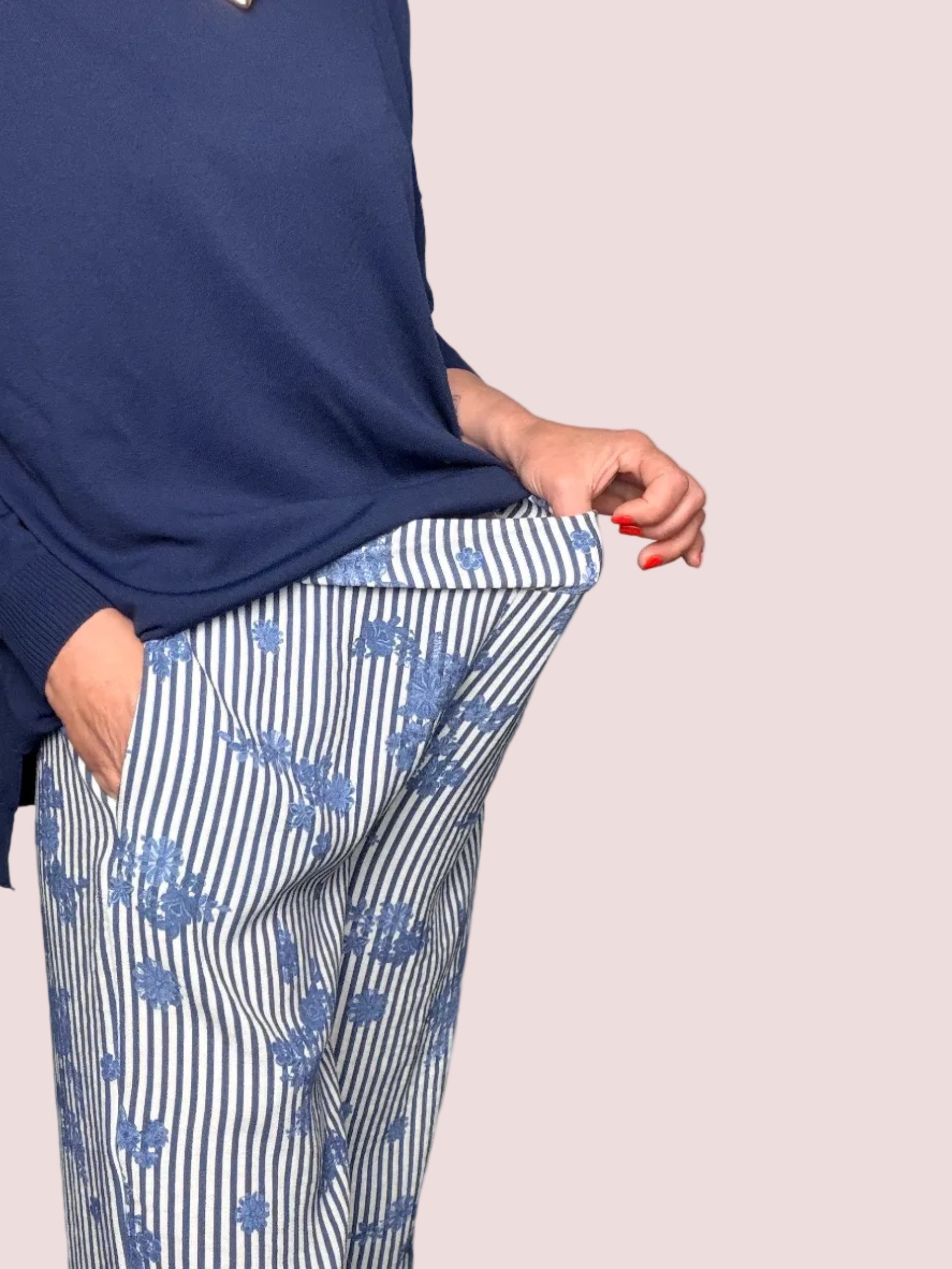 Pantalone Palazzo a Righe con Ricami Floreali