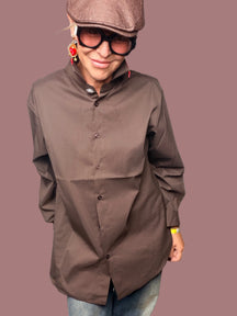 Camicia con Bottone Gioiello