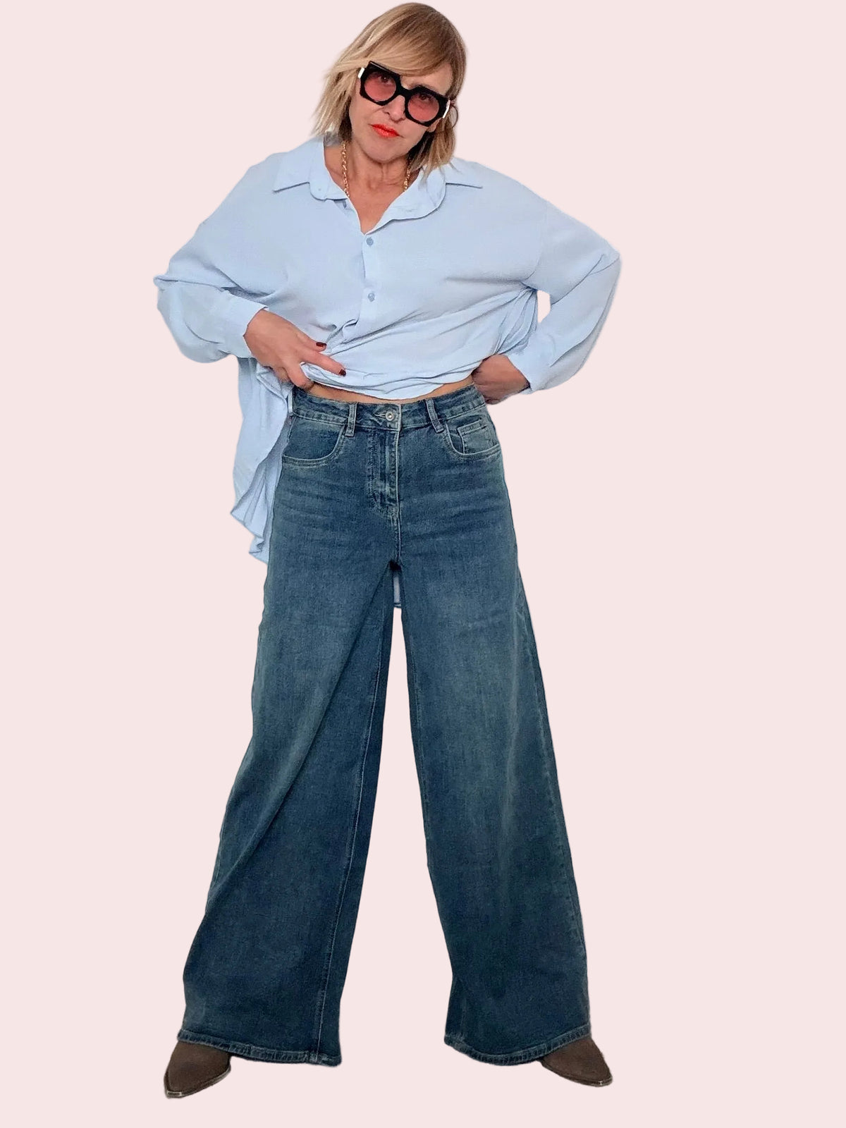 Jeans a gamba ampia – comfort, stile e carattere