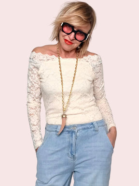 Maglia in pizzo – femminile, elegante e super raffinata