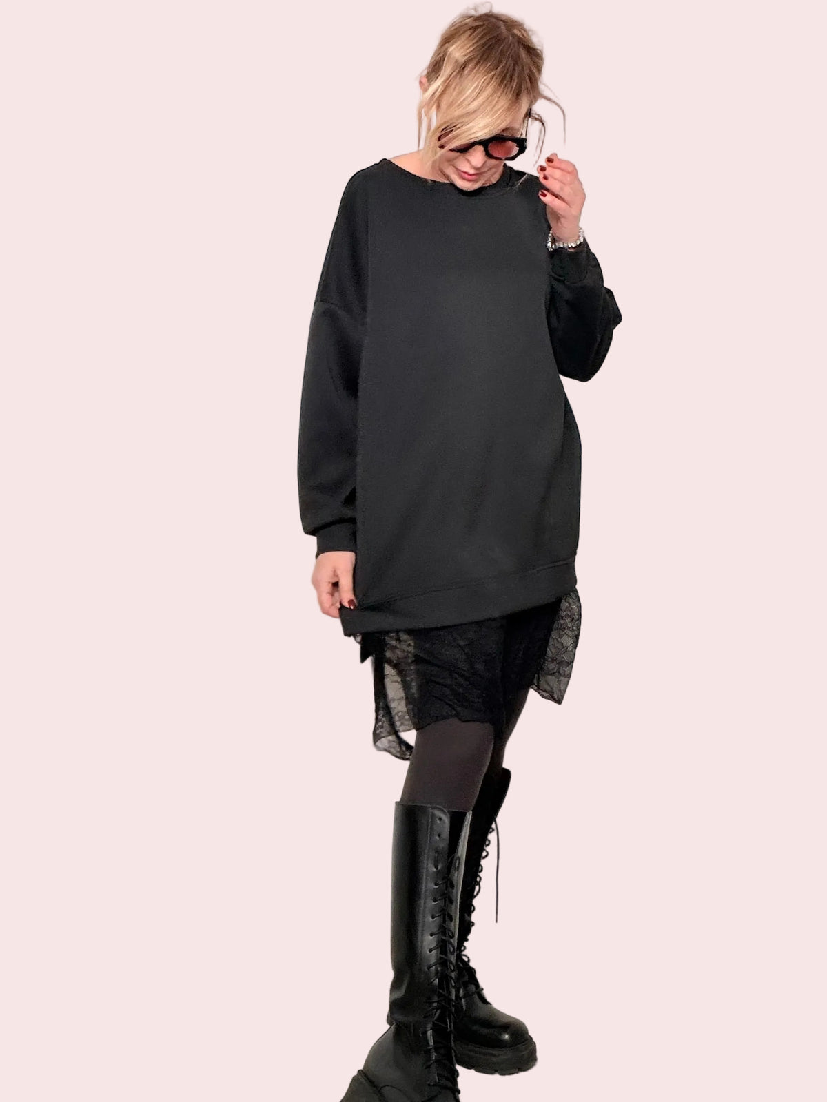 Abito Felpa Oversize – Comfort con un Tocco Glam