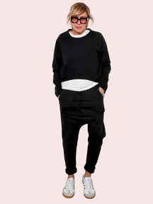 Pantalone Bimateriale – Comfort davanti, morbidezza dietro