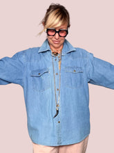 Camicia in Denim Ricamata – Spirito Libero Edition