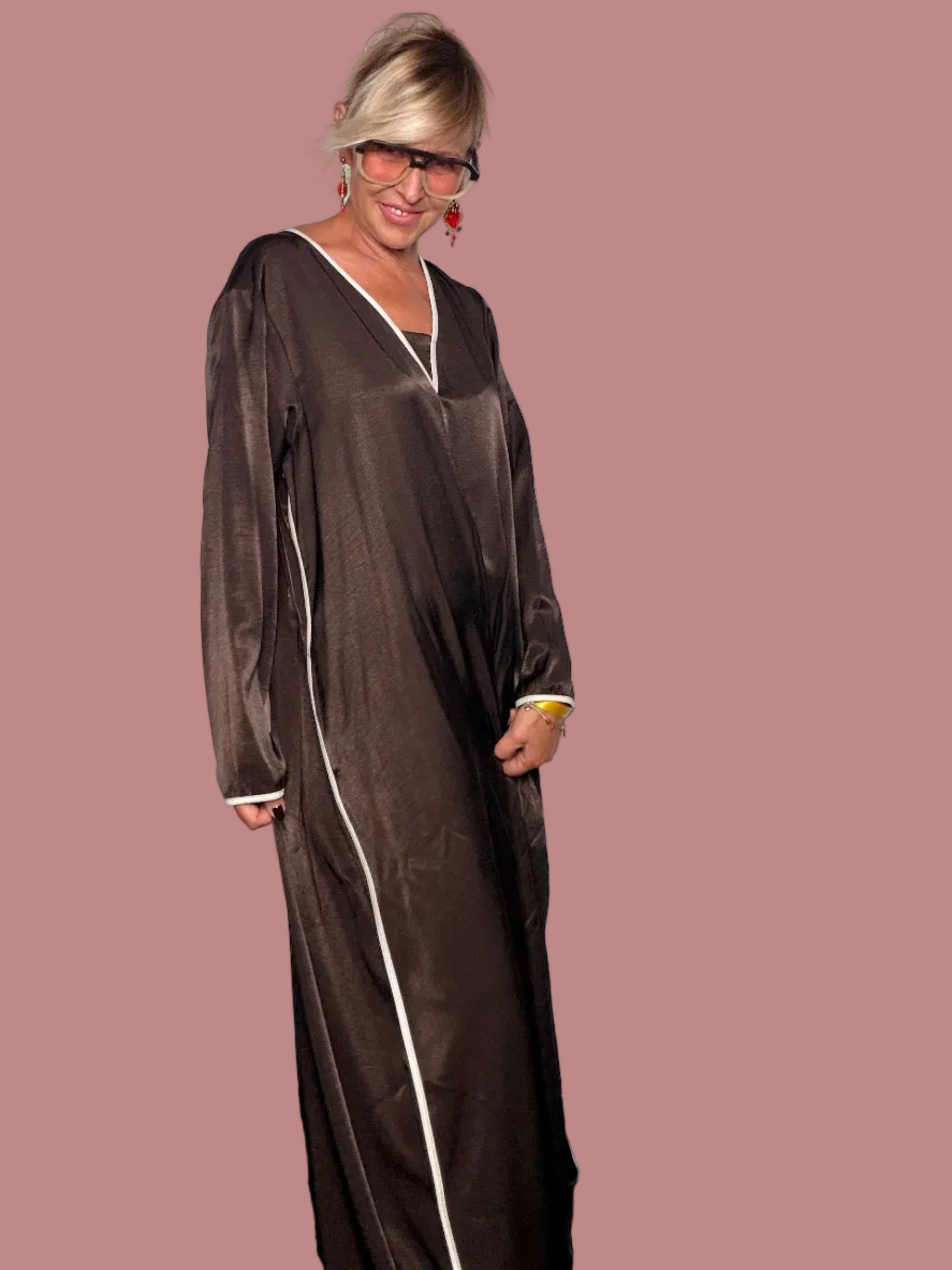 Tuta Maxi Raso Marrone | Piping Panna | Stile Kaftan