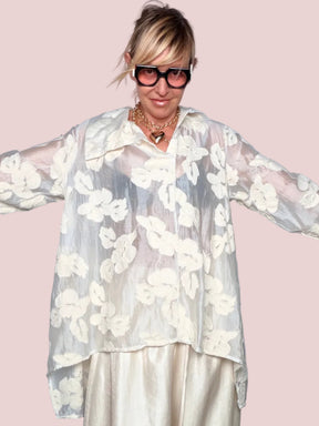 Camicia over in tessuto leggero con motivo floreale