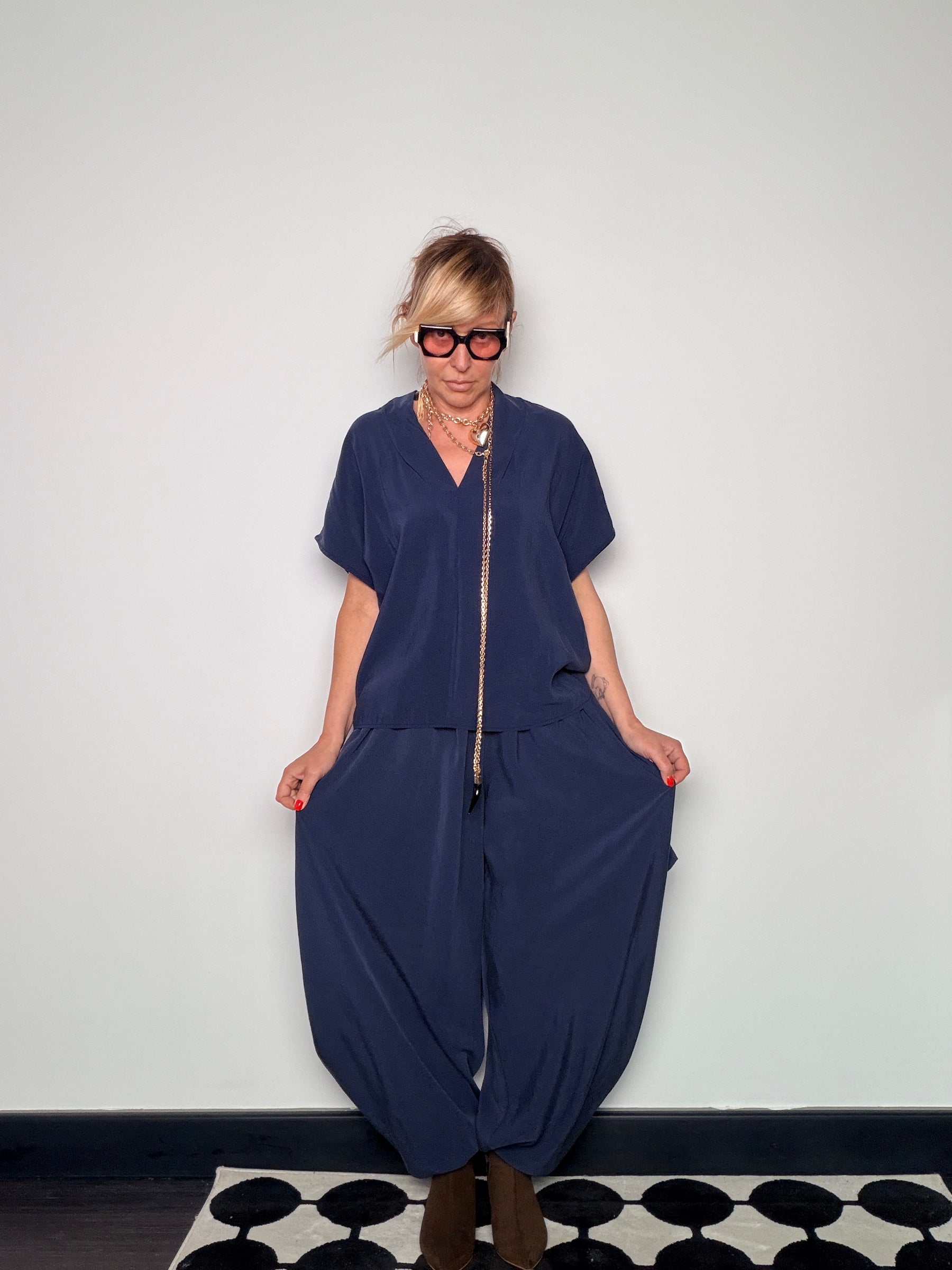 Completo due pezzi top V-neck e pantalone balloon