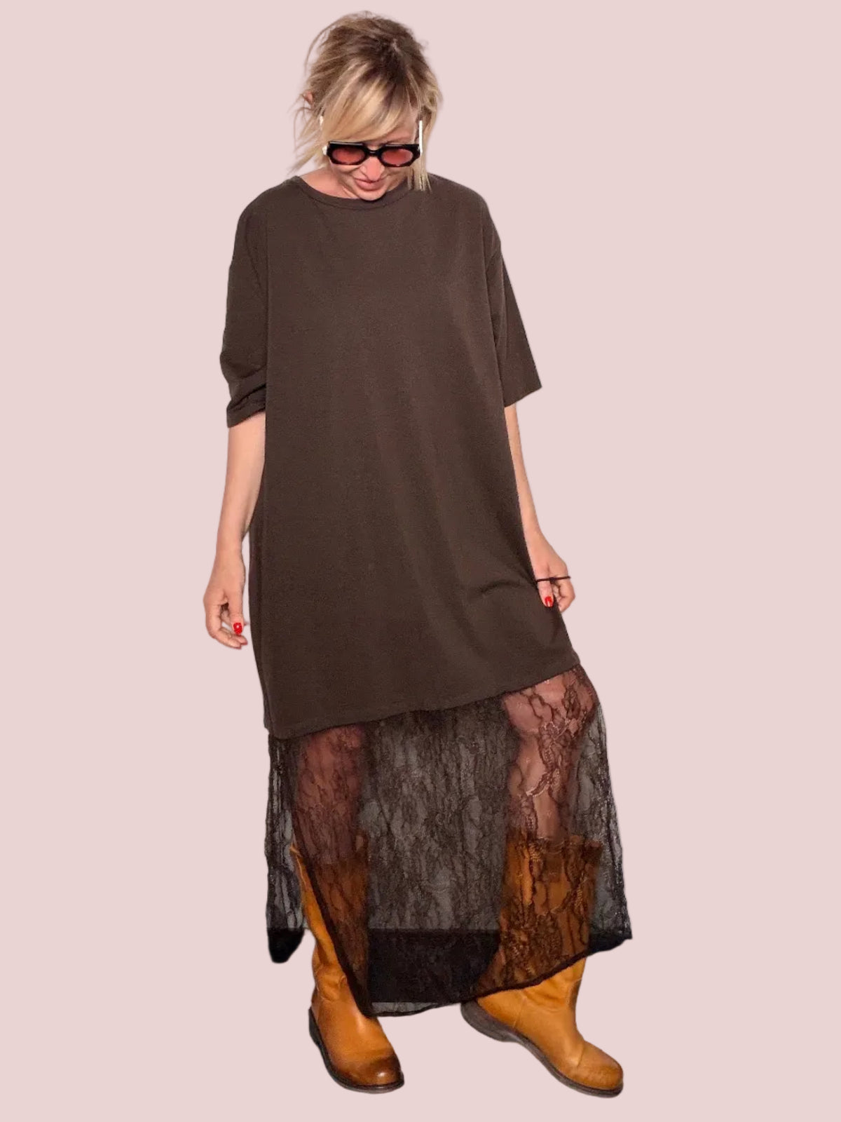 Maxi t-shirt con orlo in pizzo