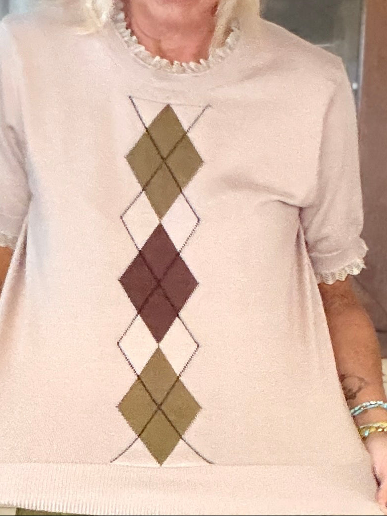 Maglia Argyle con dettagli romantici