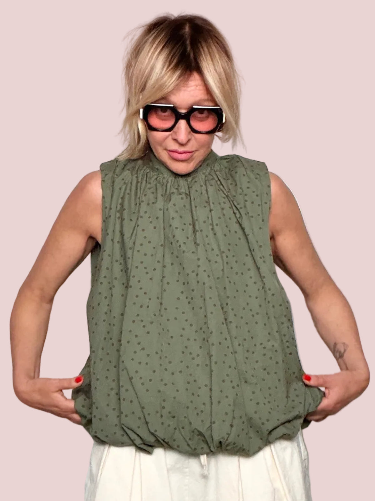 Blusa Pois Schiena Aperta con Fiocco