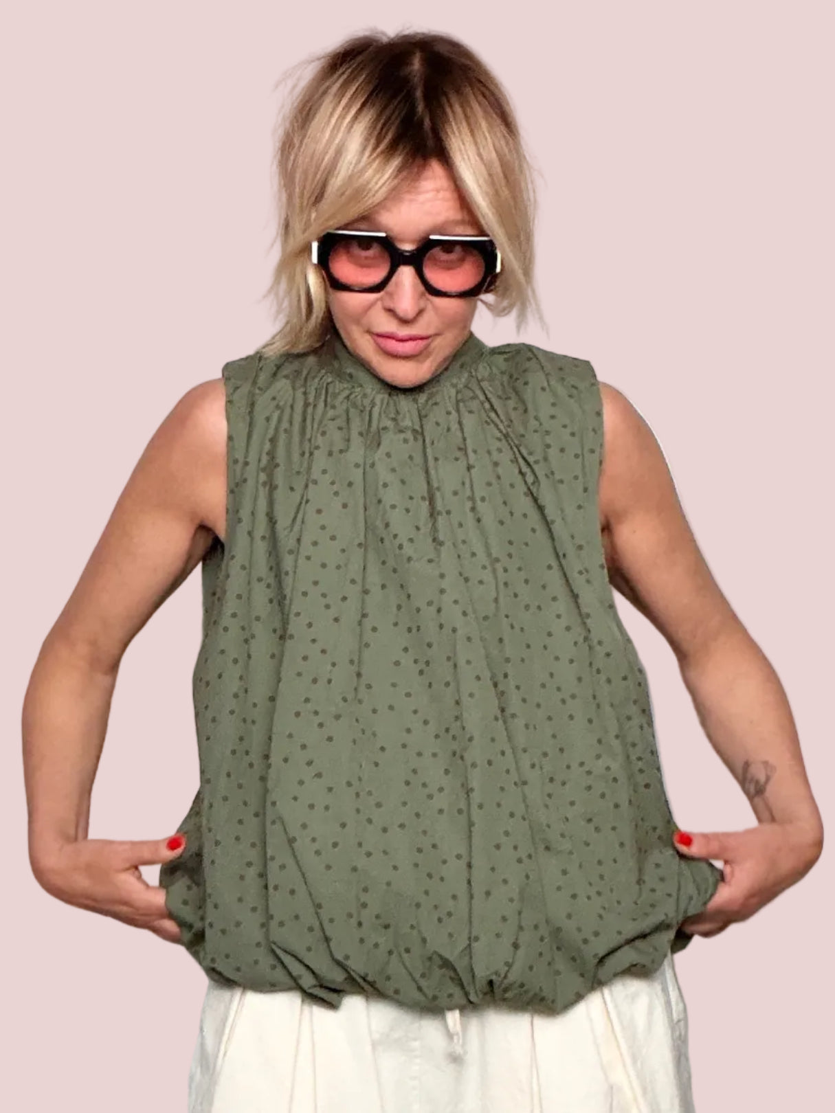 Blusa Pois Schiena Aperta con Fiocco