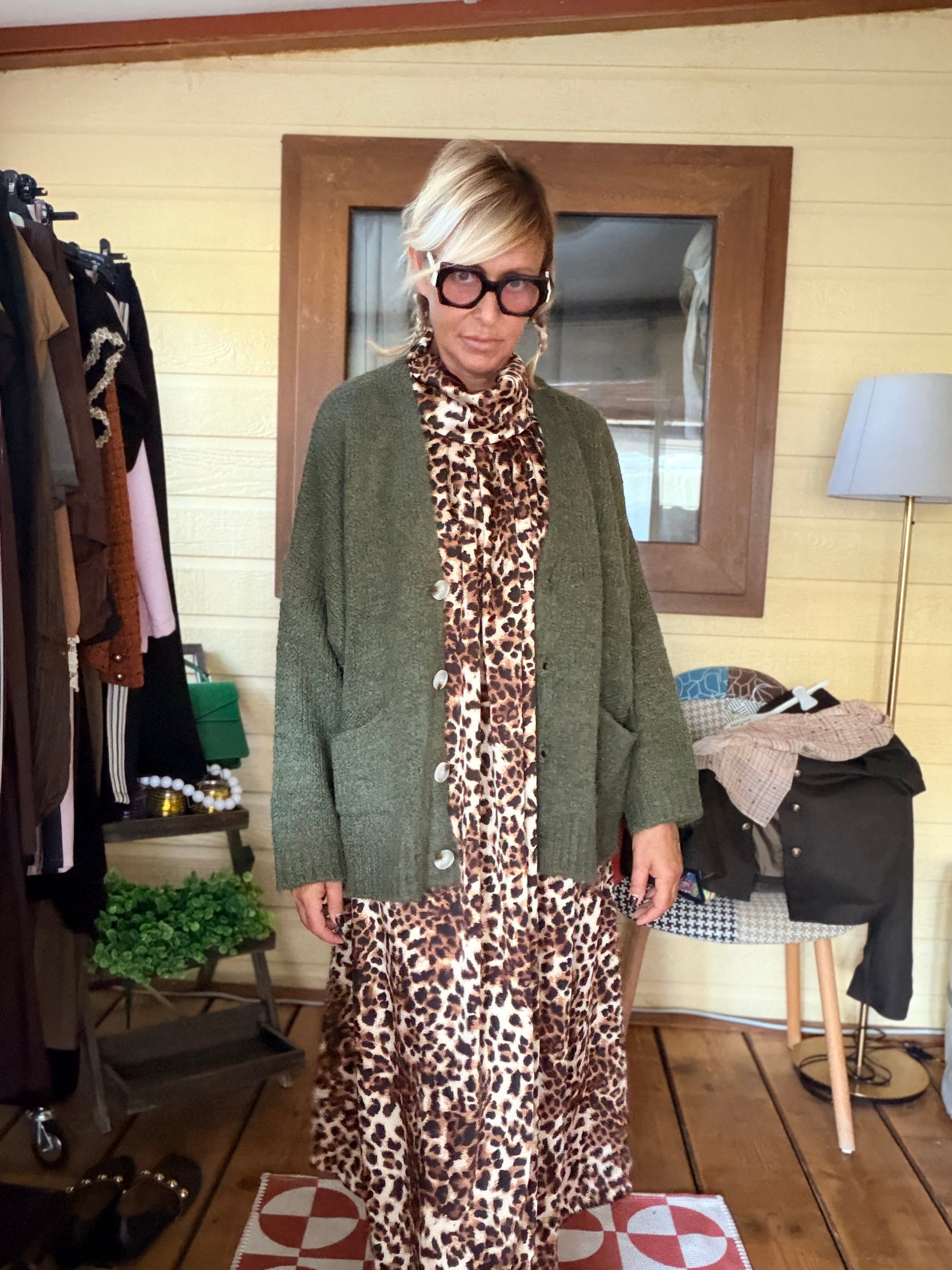 Cardigan Over Morbido