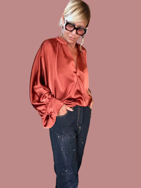 Jeans Scuro con Borchie e Punti Luce