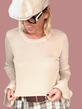 Maglia a costine con maniche a campana