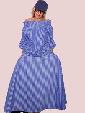 Top Off-Shoulder a Righe Blu – Smock e Maniche Palloncino