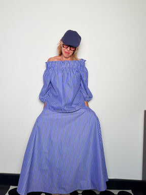 Top Off-Shoulder a Righe Blu – Smock e Maniche Palloncino
