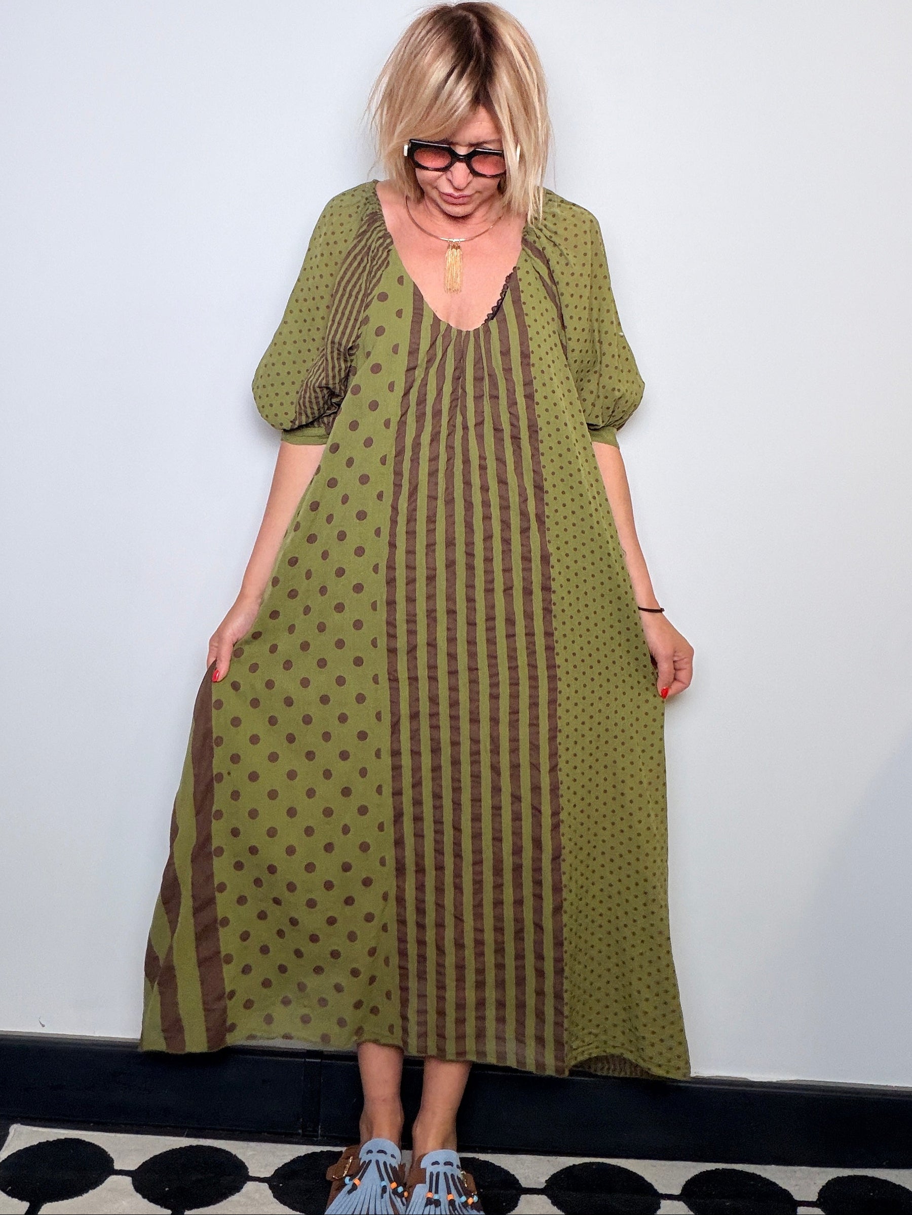 Abito Maxi Pois e Righe Maniche Palloncino