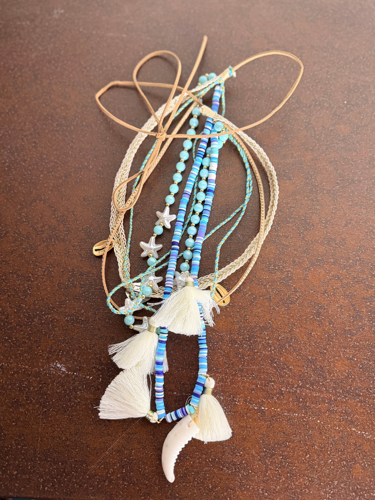 Collana Boho Multifilo con Nappine