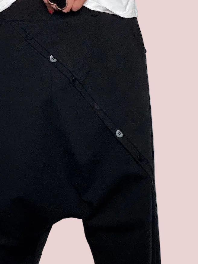 Pantalone Nero Drop Crotch Taglio Asimmetrico