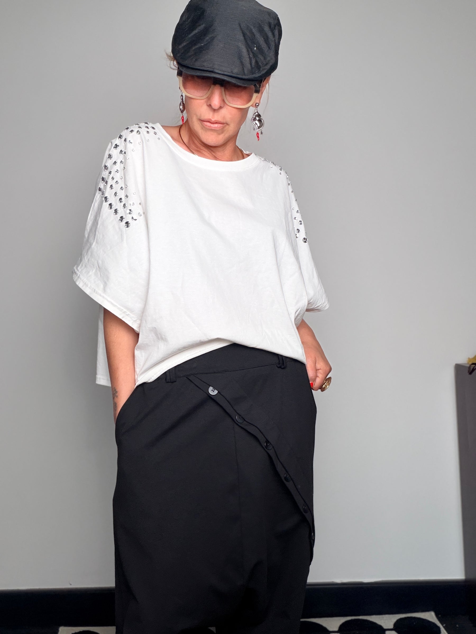 Pantalone Nero Drop Crotch Taglio Asimmetrico
