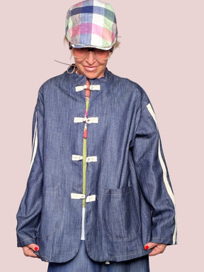 Giacca in Chambray con Alamari e Bande