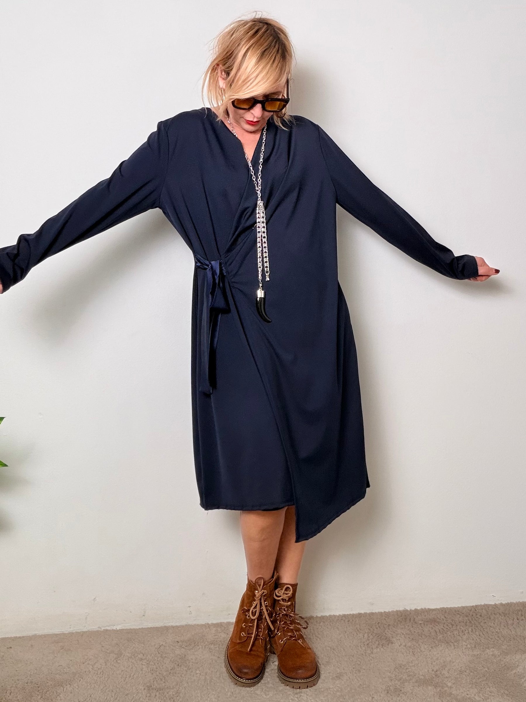 Abito Over con Incrocio